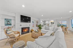 Entire Oceanfront Home – Breathtaking 180° Views Near San Francisco