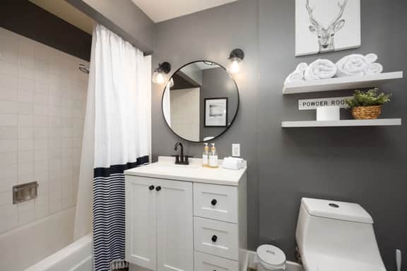Coastal Charm: Inviting 3 BR Montara Home