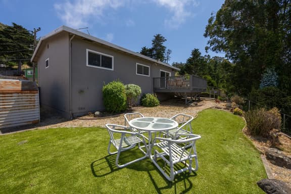 Entire Oceanview Coastal Retreat in Pacifica
